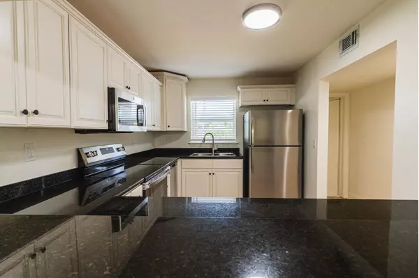 Delray Beach, FL 33484,5458 Via Delray 110