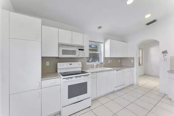 Boynton Beach, FL 33436,5075 Marla DR
