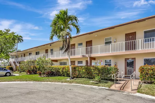 7355 NW 4th PL 101, Margate, FL 33063