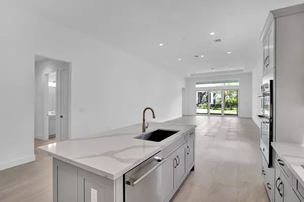 Palm Beach Gardens, FL 33412,10009 Driftwood WAY