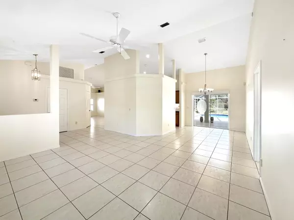 Fort Pierce, FL 34951,5510 Deer Run DR