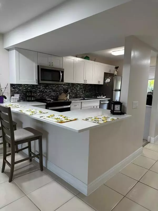 Lake Worth, FL 33467,4501 Fountain DR 106