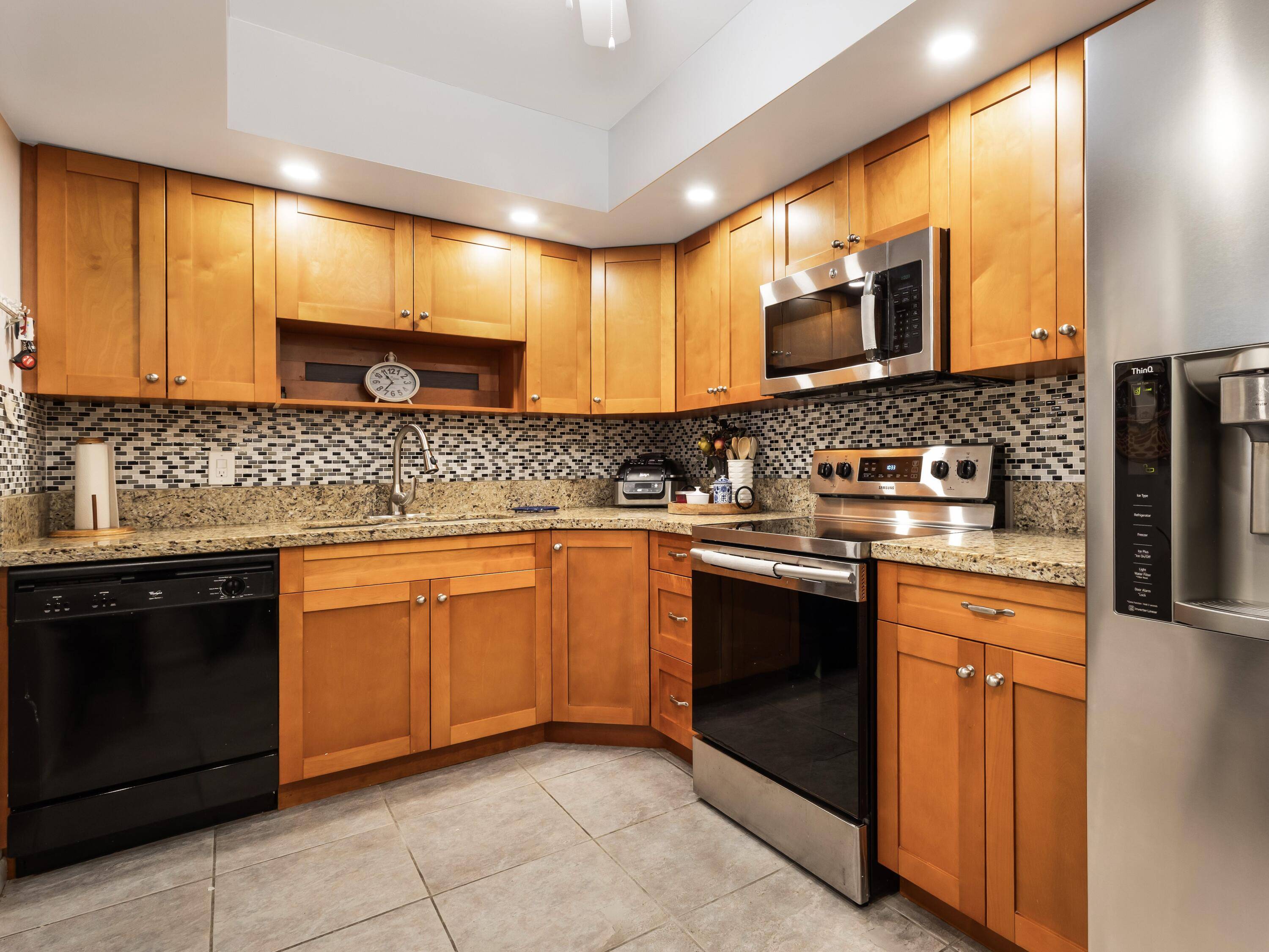 Boynton Beach, FL 33435,308 NE 17th AVE 4