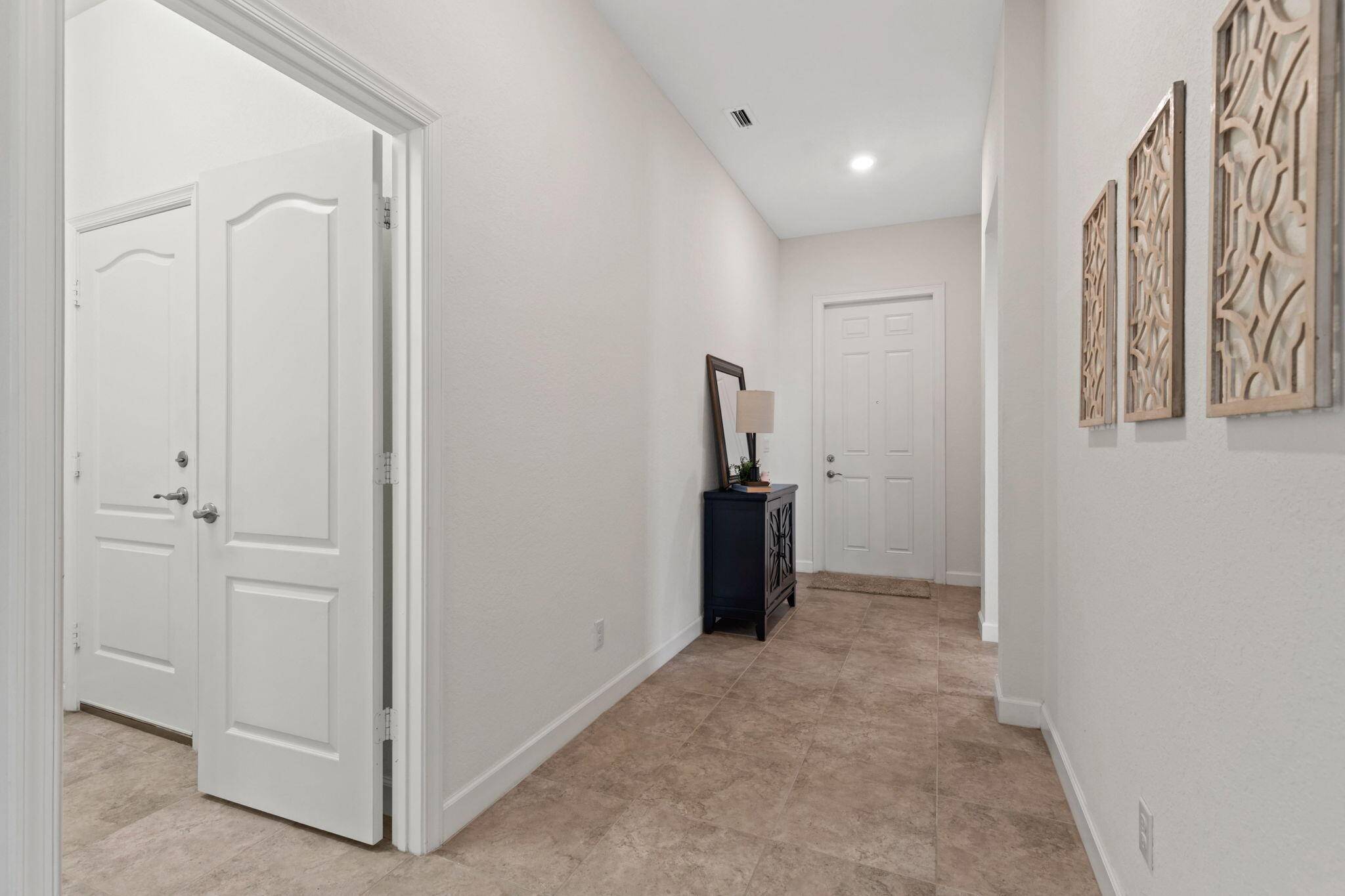 Vero Beach, FL 32968,1769 SW Berkshire CIR