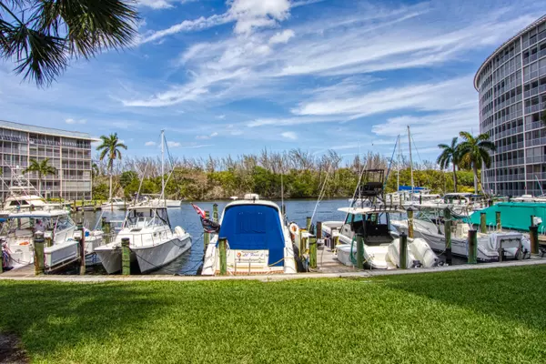 1301 E Hillsboro BLVD 103, Deerfield Beach, FL 33441