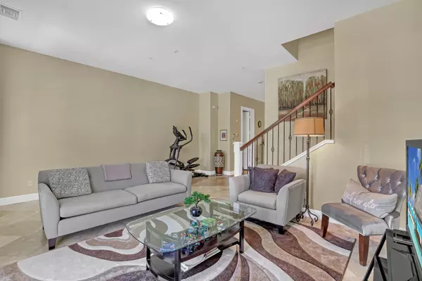 Boca Raton, FL 33487,54 Via Floresta DR