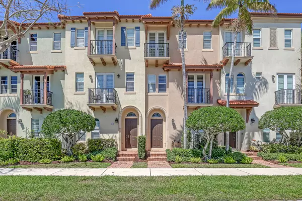 54 Via Floresta DR, Boca Raton, FL 33487