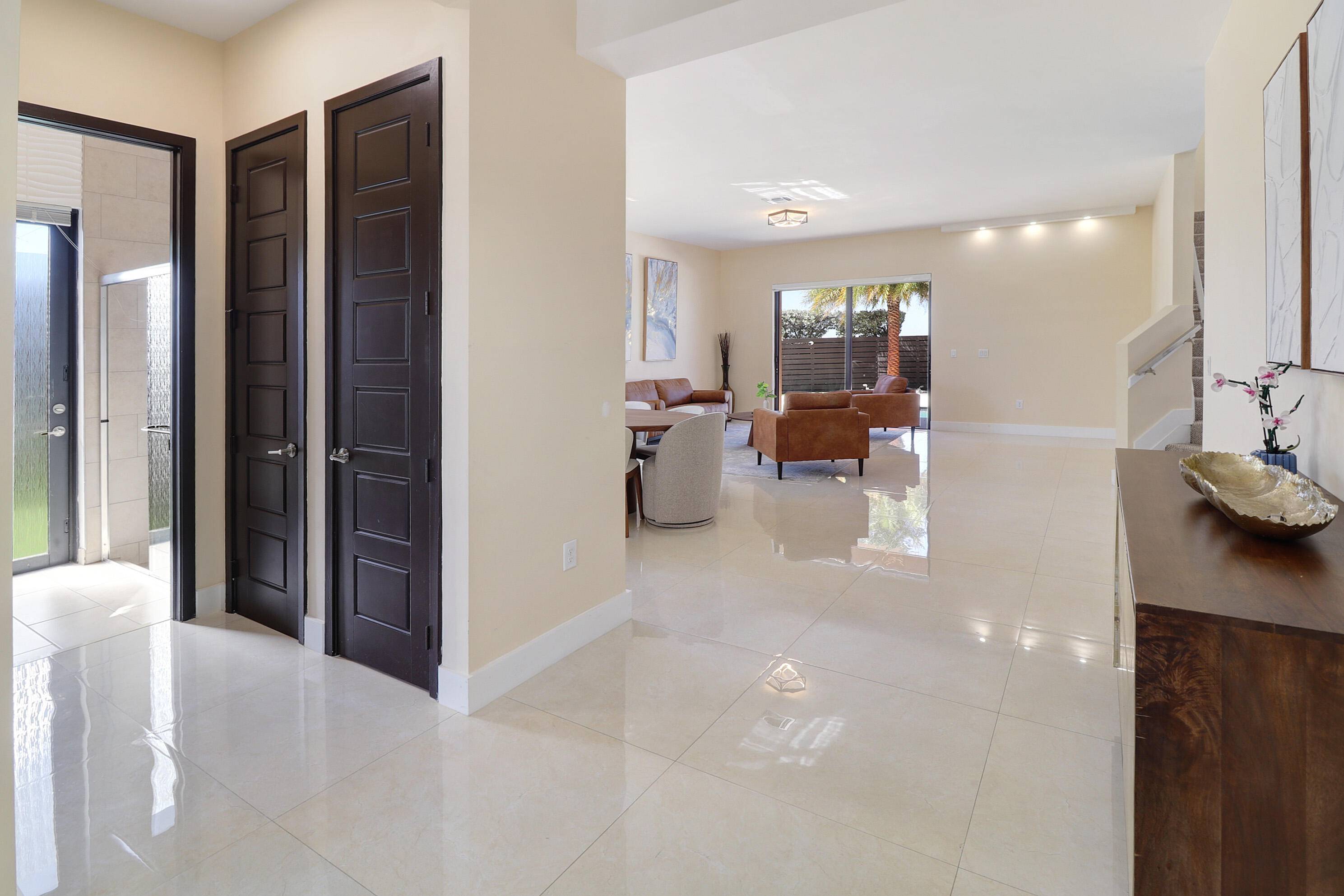 Miami, FL 33196,16185 SW 136th TER