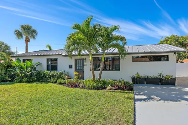 North Palm Beach, FL 33408,925 Lighthouse DR