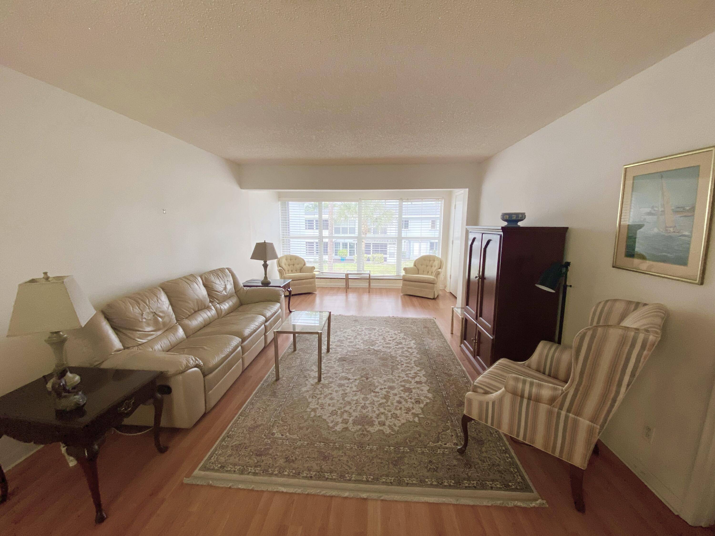 Delray Beach, FL 33445,2721 SW 15th ST 202