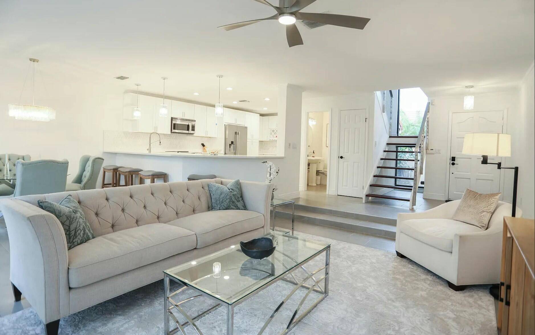Palm Beach Gardens, FL 33418,819 Windermere WAY