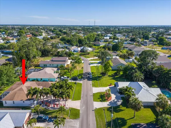 Port Saint Lucie, FL 34953,2365 SW Indigo LN