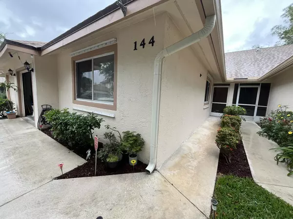 Royal Palm Beach, FL 33411,144 Paradise CRES