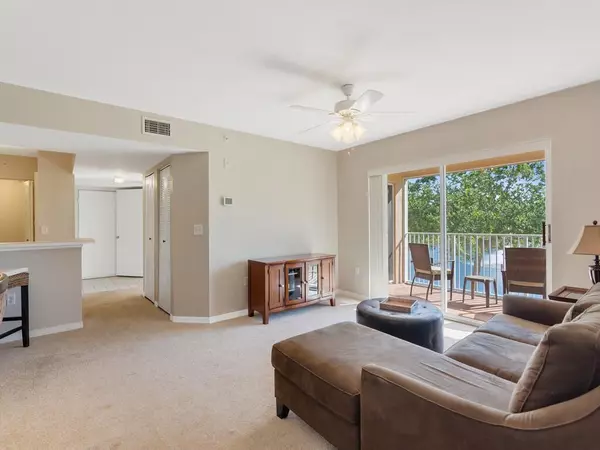 Vero Beach, FL 32967,1610 N 42nd CIR 210