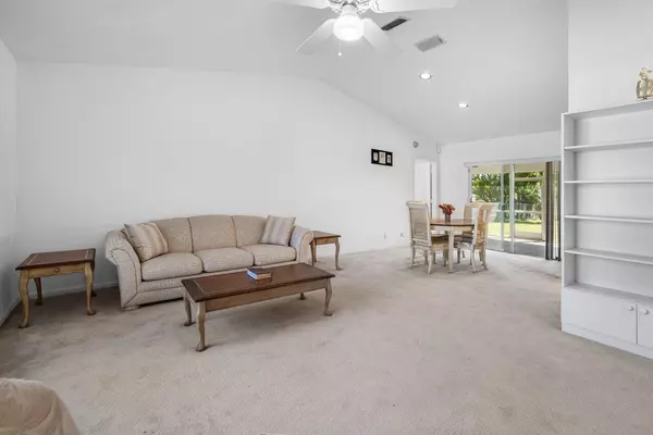 Riviera Beach, FL 33407,2503 S Canterbury DR