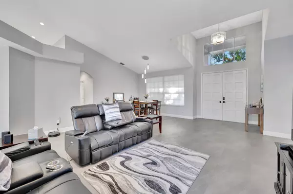 Boynton Beach, FL 33472,7785 Dorchester RD