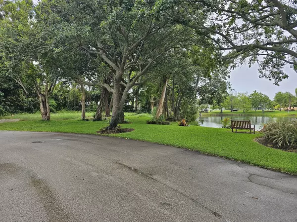 Palm Springs, FL 33406,1859 Emilio LN