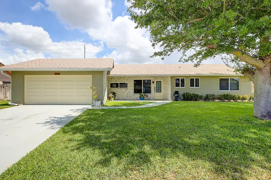 1200 Rowayton CIR, Wellington, FL 33414