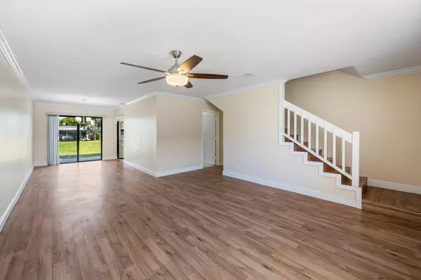 Greenacres, FL 33463,1705 Wharf LN