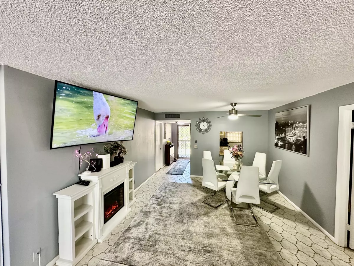 Boca Raton, FL 33487,6000 NW 2nd AVE 339