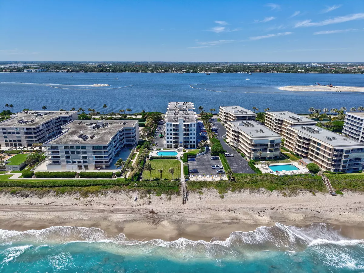 Palm Beach, FL 33480,3230 S Ocean BLVD C105