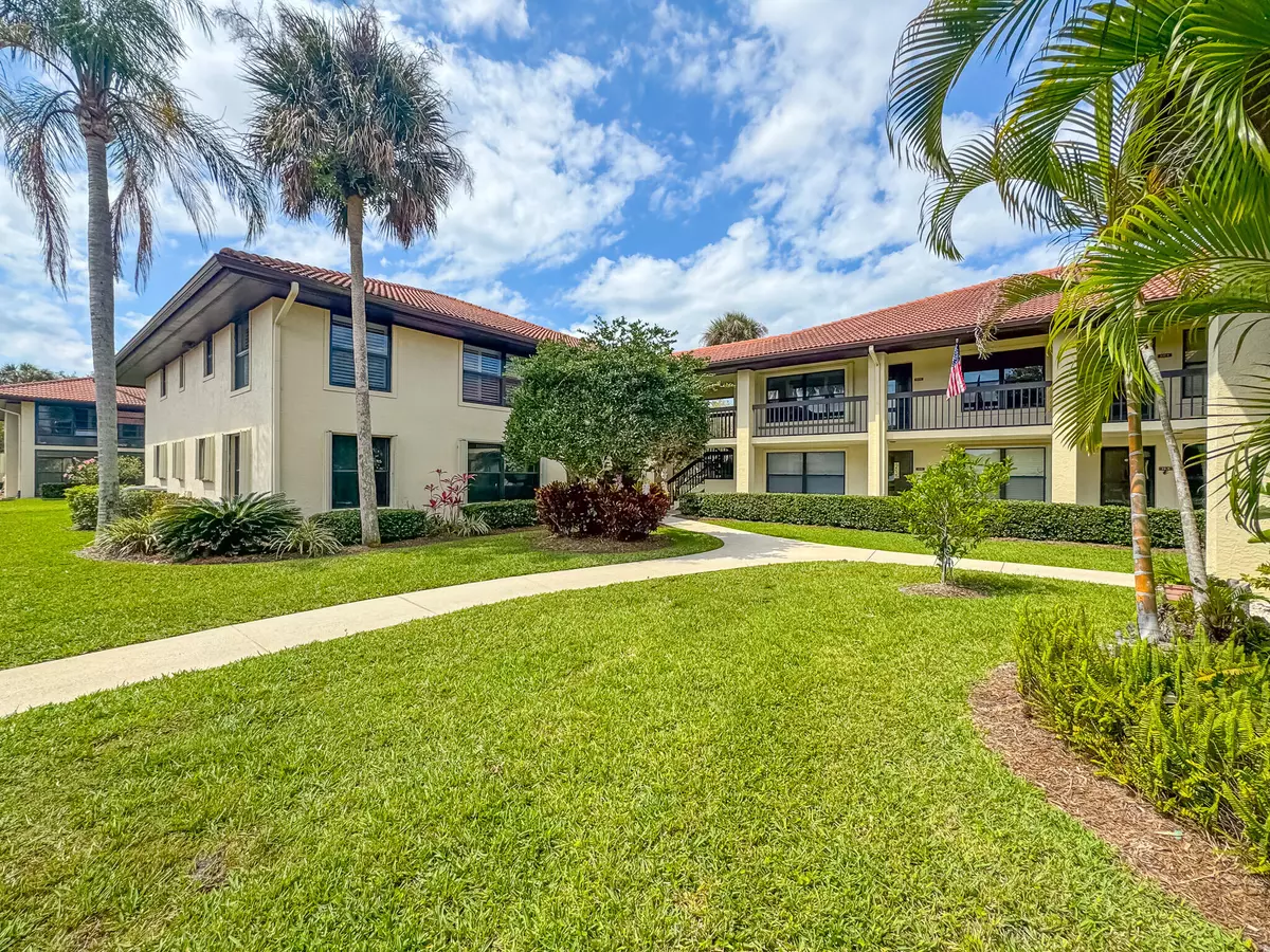 Stuart, FL 34997,331 SW South River DR 107