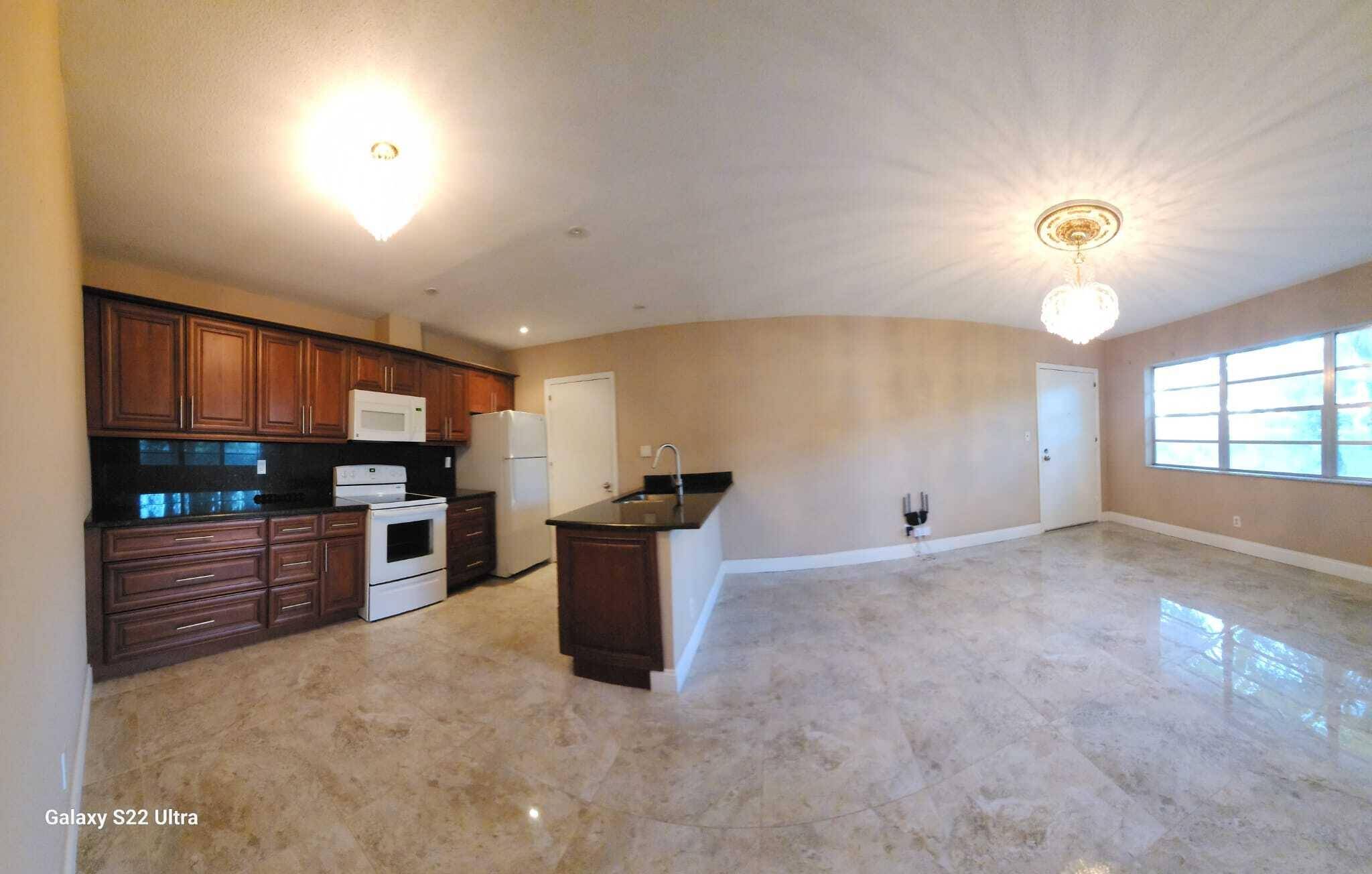 Pompano Beach, FL 33064,3550 NW 8th AVE 110
