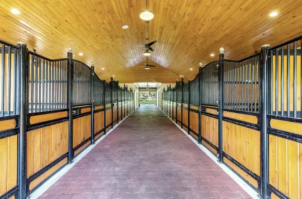 14943 Paddock DR, Wellington, FL 33414