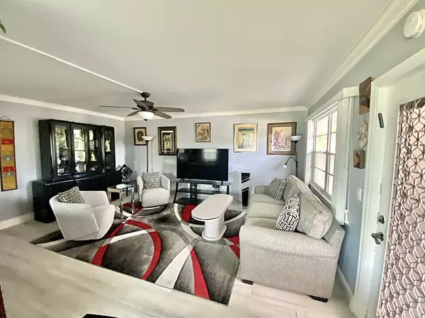 Deerfield Beach, FL 33442,1001 Berkshire A