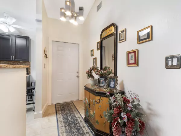 Boynton Beach, FL 33437,5477 Atlantic Palm CT A