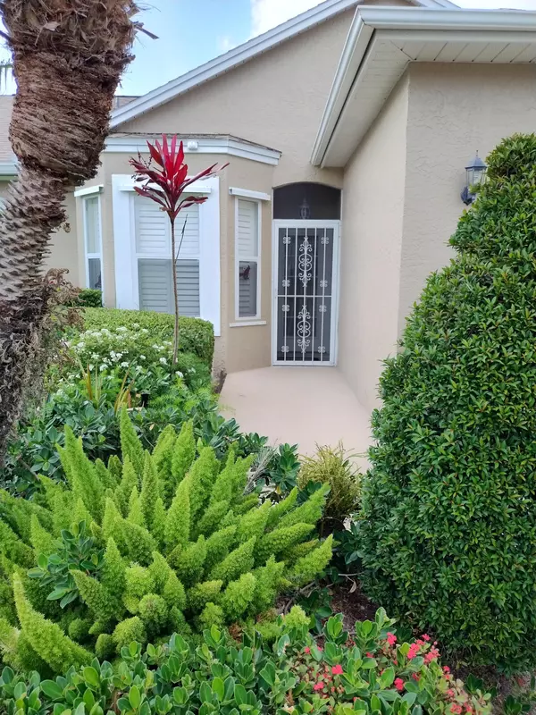 Port Saint Lucie, FL 34986,1047 NW Tuscany DR