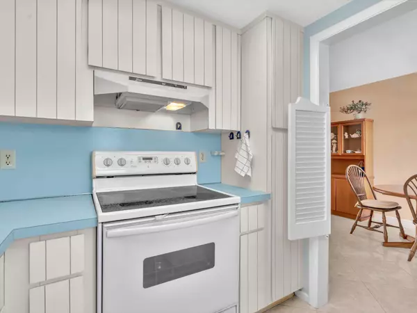 Boca Raton, FL 33431,300 NE 20th ST 605