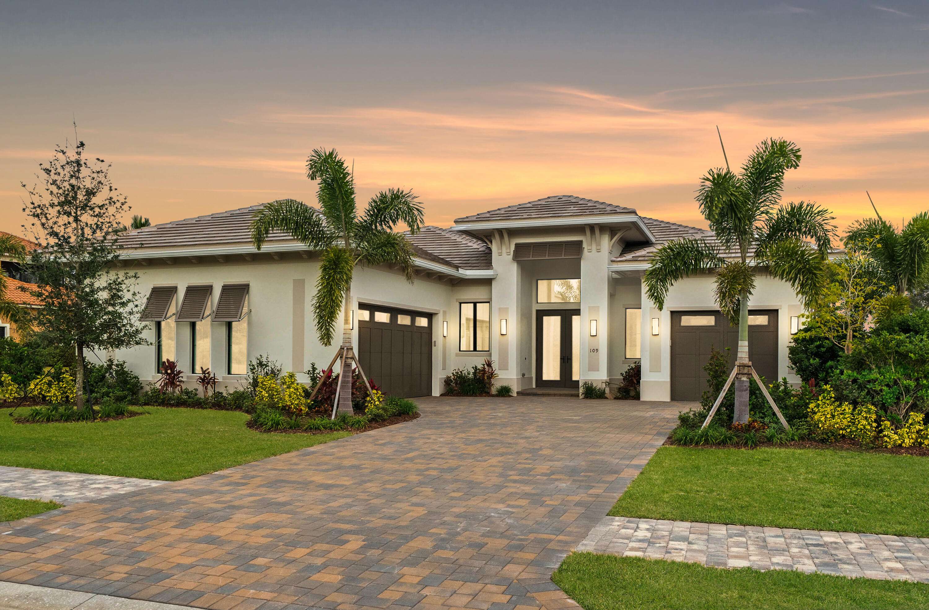 109 SE Via Verona, Port Saint Lucie, FL 34984