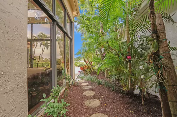 Palm Beach Gardens, FL 33410,3755 Toulouse DR