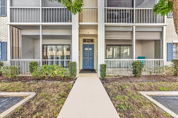 Pompano Beach, FL 33060,150 Cypress Club DR 533