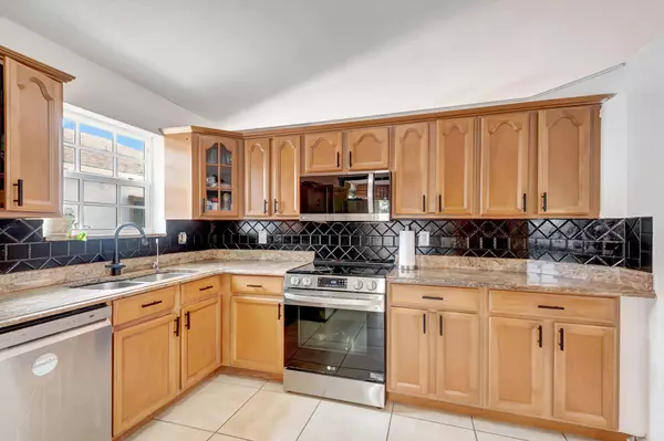 Boynton Beach, FL 33426,54 Buxton LN