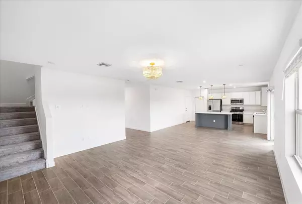 Port Saint Lucie, FL 34987,6338 NW Windwood WAY