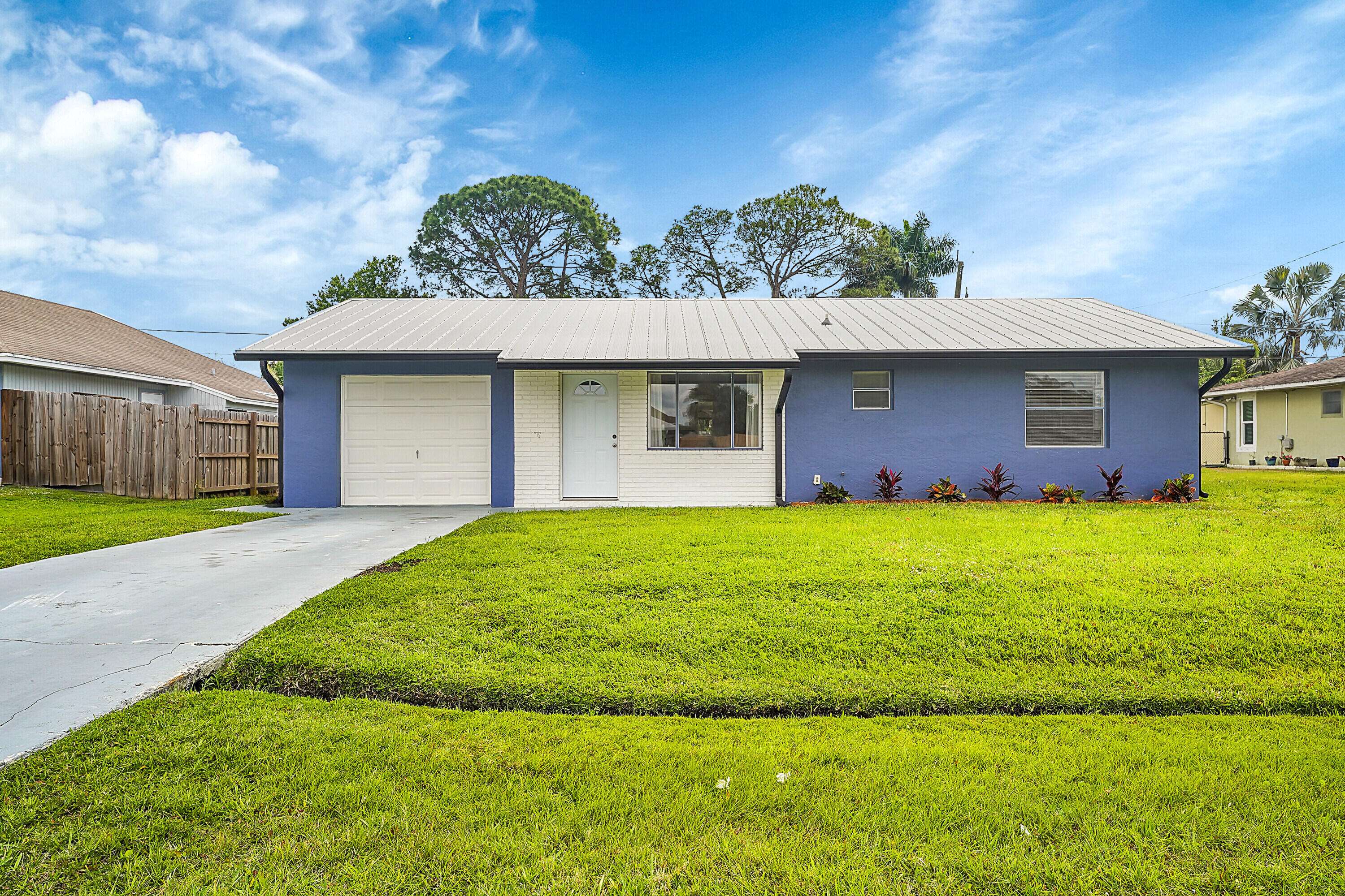 1181 SW Heather ST, Port Saint Lucie, FL 34983