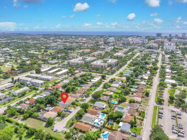 Boca Raton, FL 33432,477 SW 1st ST