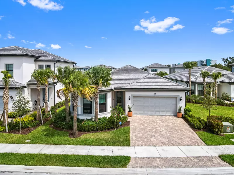 4442 S Silverwood LN, Fort Lauderdale, FL 33309