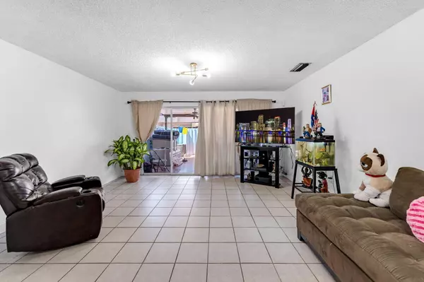 Miami, FL 33183,14205 SW 57th LN 5-A-6