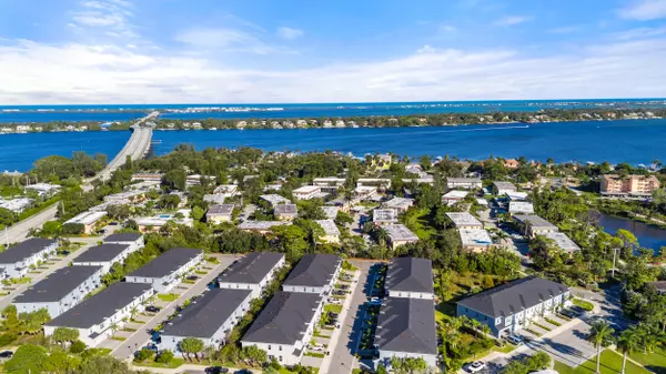Stuart, FL 34996,1855 SE Tarni WAY
