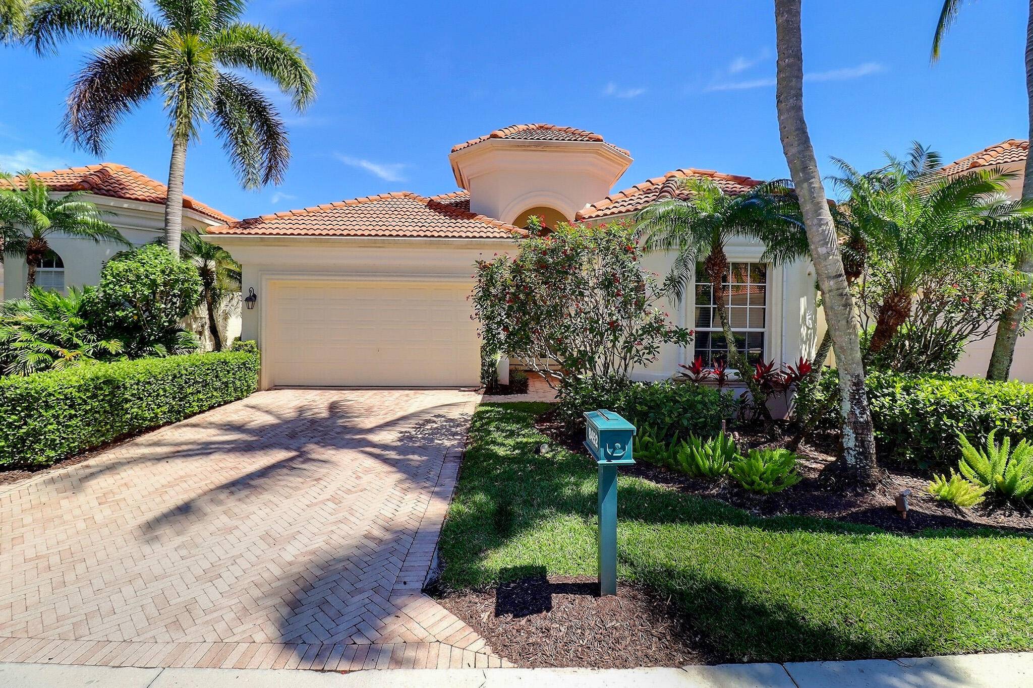 West Palm Beach, FL 33412,8452 Legend Club DR