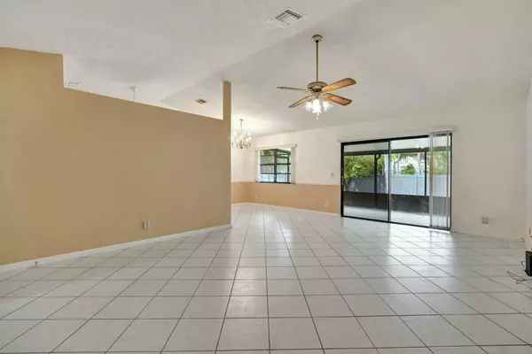 Jupiter, FL 33458,126 Greentree CIR