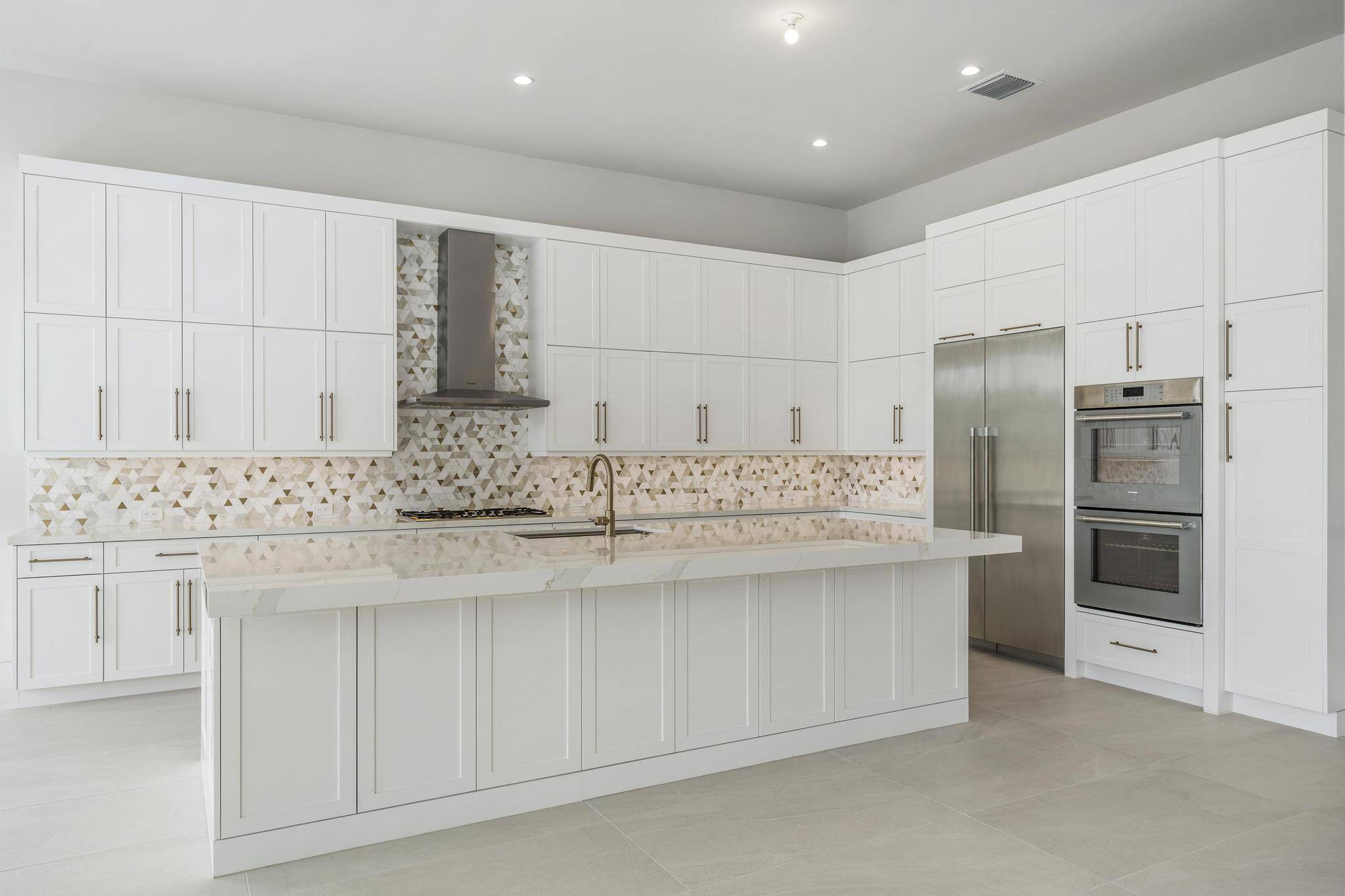 Port Saint Lucie, FL 34984,207 SE Bella Strano