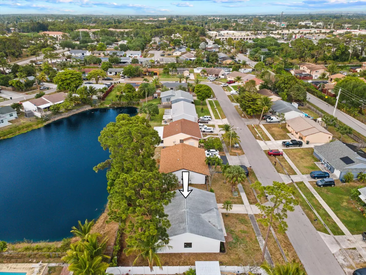 Greenacres, FL 33463,4251 Centurian CIR