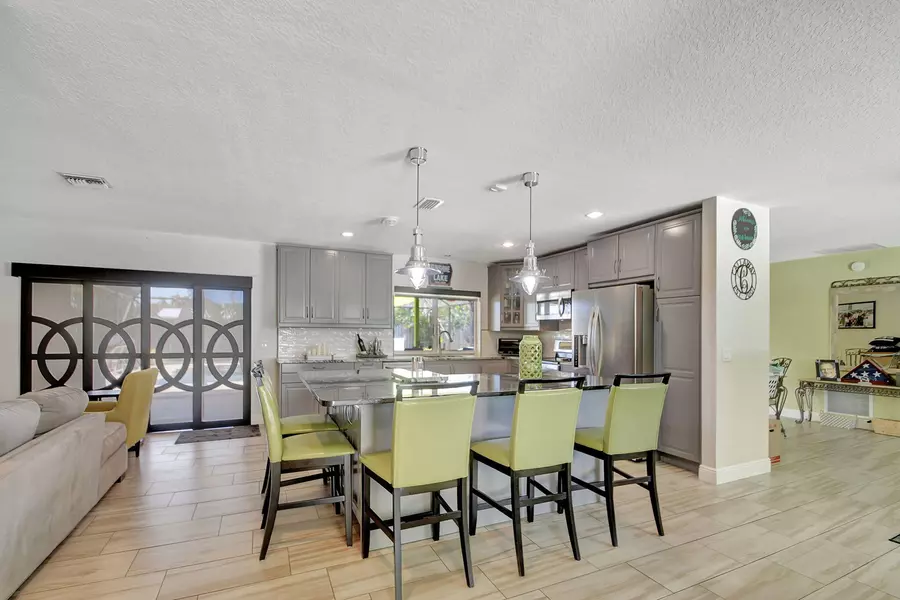 3412 Lake Osborne DR, Lake Worth Beach, FL 33461