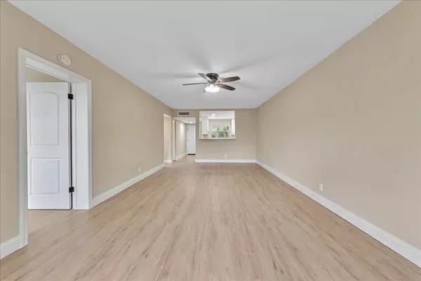 Sunrise, FL 33351,3900 NW 76th AVE 214