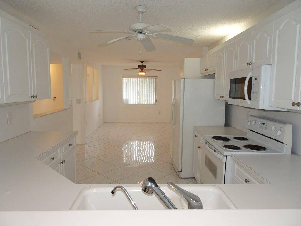 Tamarac, FL 33321,7740 Granville DR 207