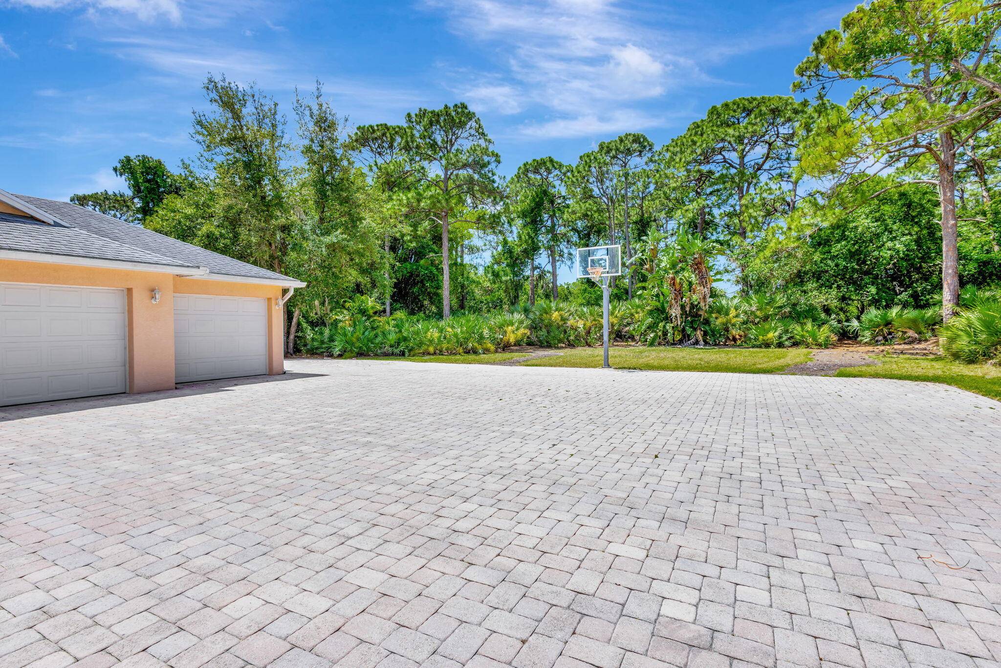 Fort Pierce, FL 34981,5417 Stately Oaks ST